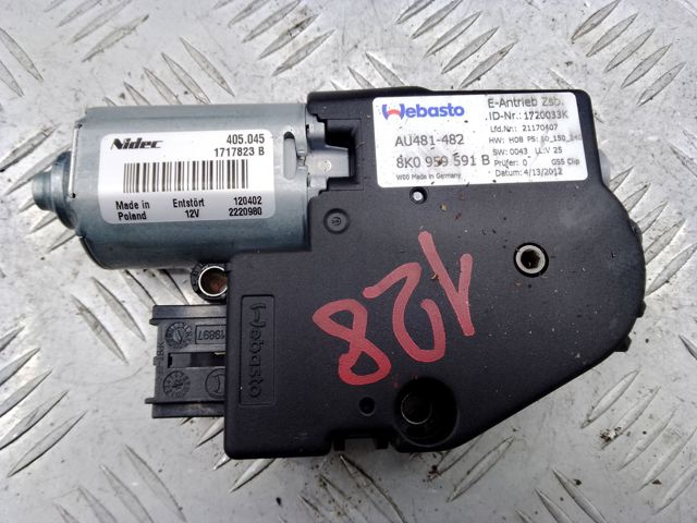 Двигун приводу люка 8K0959591B VAG