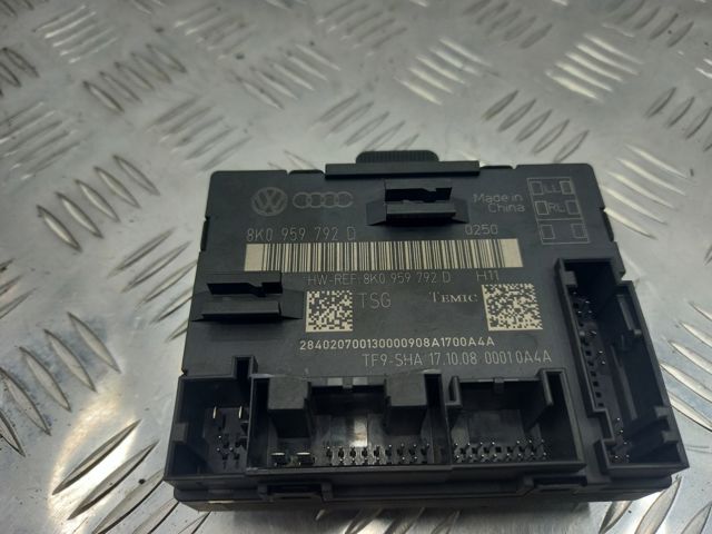 Блок комфорту передніх дверей 8K0959792D VAG