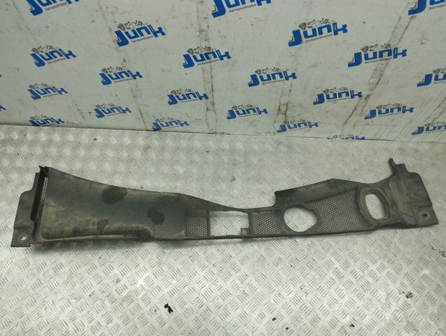 Водостік лобового скла, жабо 8K1819447B01C VAG