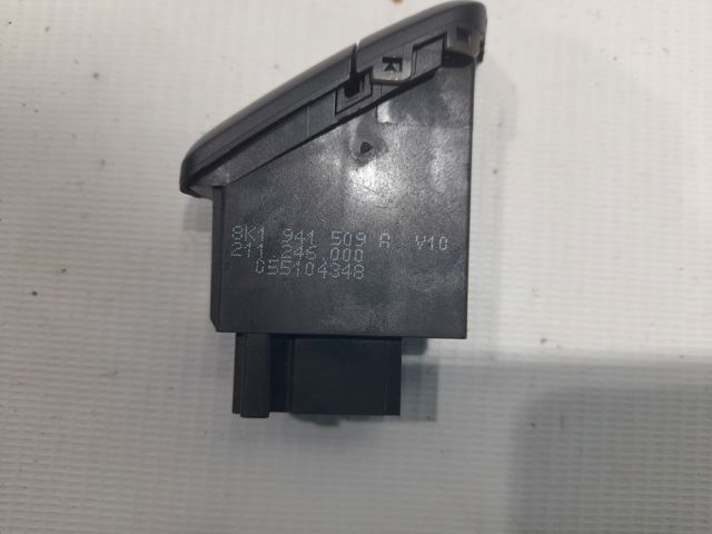 Кнопка аварійної сигналізації 8K1941509A VAG