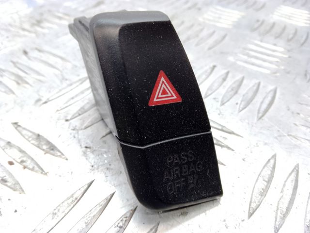 Кнопка включення аварійного сигналу 8K1941509FV10 VAG