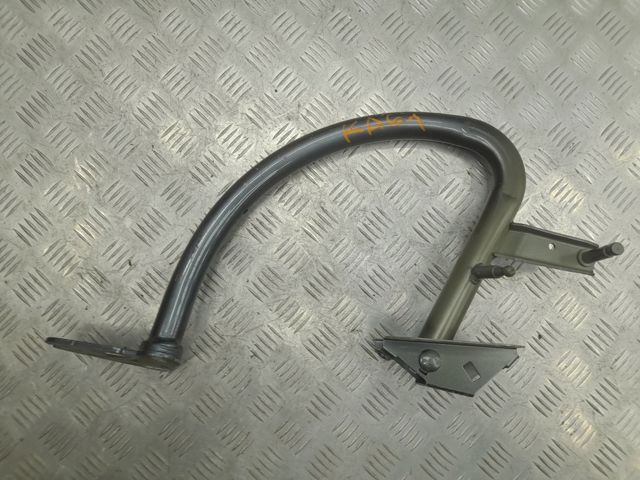 Петля кришки багажника 8K5827301AC VAG