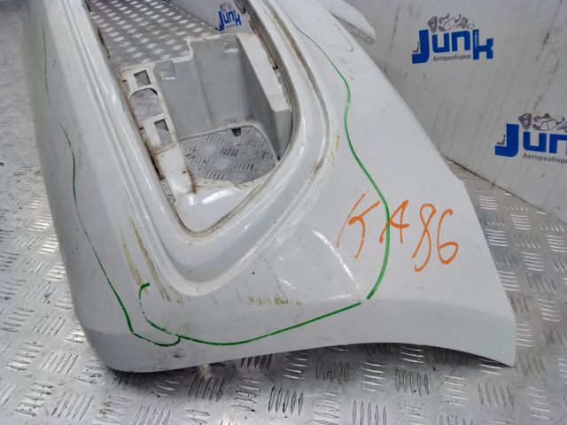 Кожух бампера переднього 8R0807105EGRU VAG