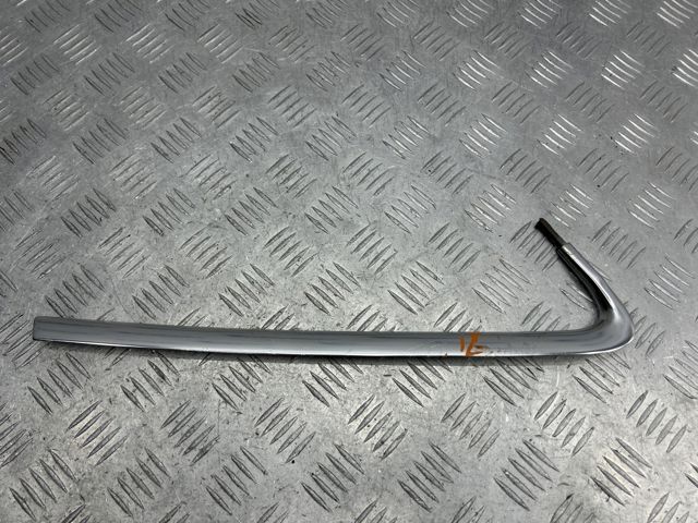 Молдинг заднього скла, лівий 8R0853345A VAG