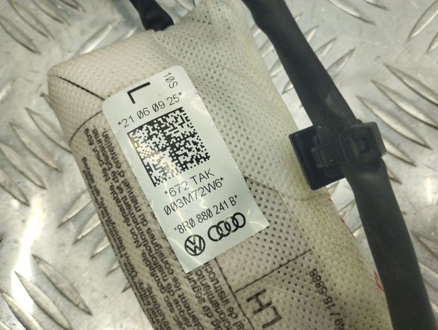 Подушка Айрбег спинки сидіння лівого 8R0880241B VAG