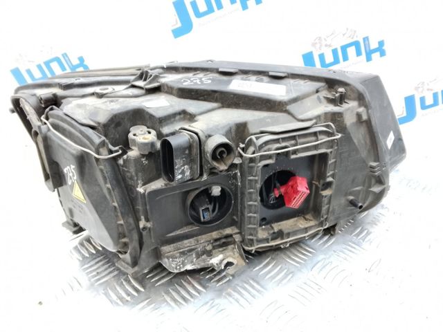 Блок фара ліва 8R0941753E VAG