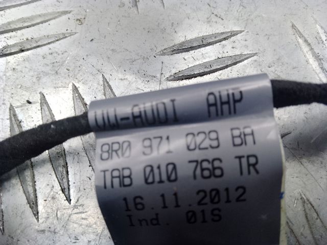 Електропроводка передніх дверей 8R0971029BC VAG