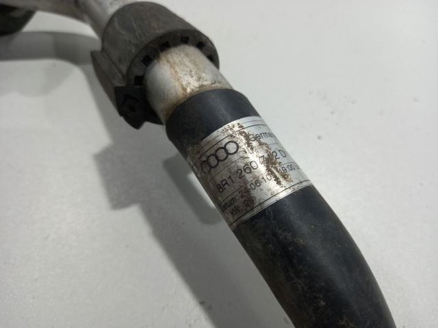Трубопроводи 8R1260712D VAG