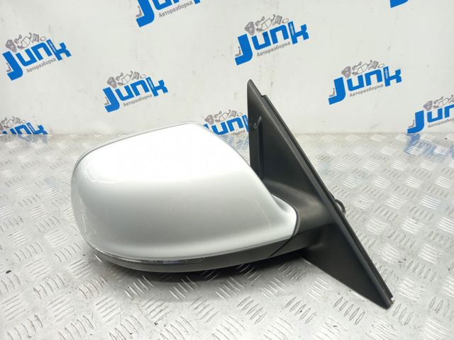 Праве бокове дзеркало 8R1857410J01C VAG