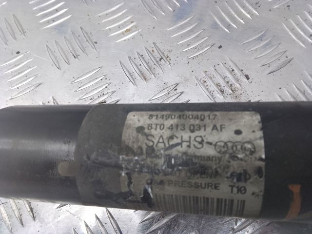 Амортизатори передні 8T0413031AF VAG