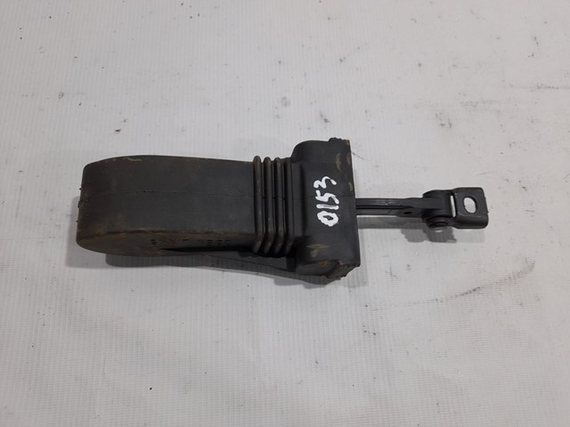 Обмежувач відкриття дверей, передній 8T0837203 VAG