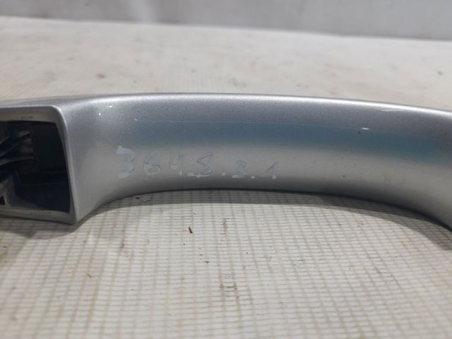 Ручка задньої двері зовнішня 8T0837205A VAG