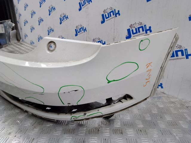 Буфер (бампер) задній 8U0807067FGRU VAG