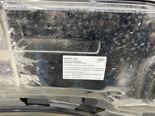 Капот 8U0823029B VAG