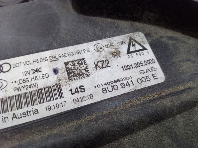 Фара 8U0941005E VAG