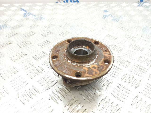 Маточина колеса передня 8V0598625B VAG