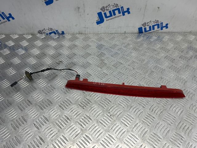 Додаткові задні стопи 8V0945097D VAG