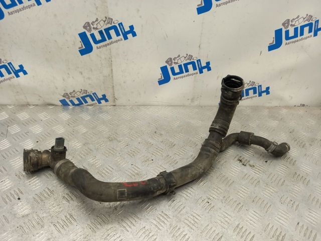 Шланг/патрубок радіатора охолодження, нижній 8W0122055M VAG