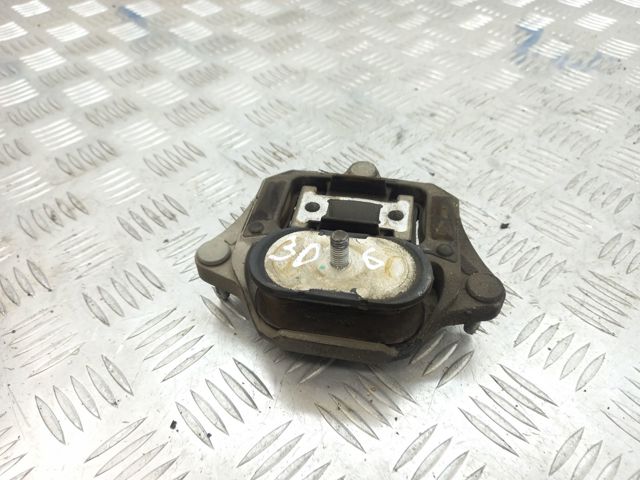 Опора кпп 8W0399156AQ VAG