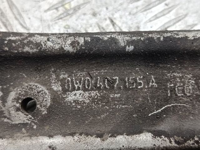 Лівий важіль передній нижній підвіски 8W0407151C VAG