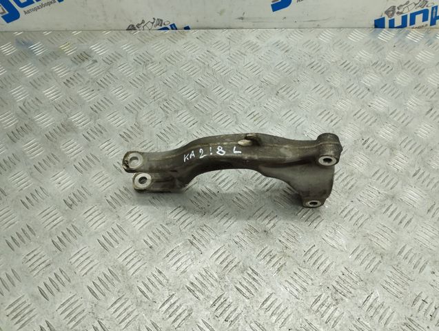 Вилка нижня амортизатора переднього, ліва 8W0413037G VAG