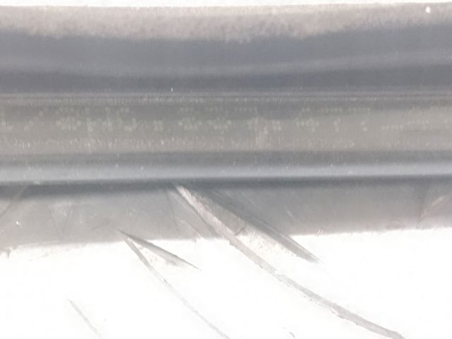 Молдинг опускного скла нижній, двері передньої, правої 8W0837478B VAG