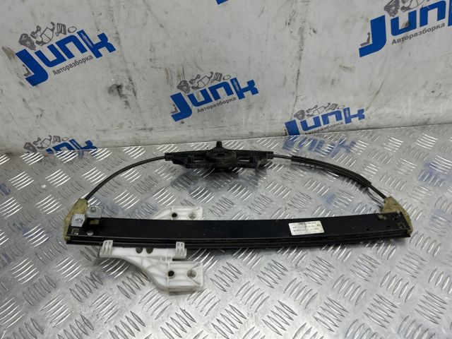 Механізм склопідйомника двері задньої, правої 8W0839462 VAG