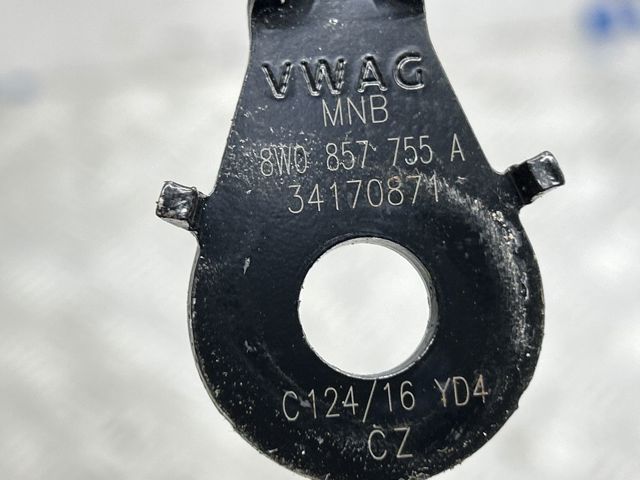 Важіль фіксатора ременя безпеки передній 8W0857755AMNB VAG