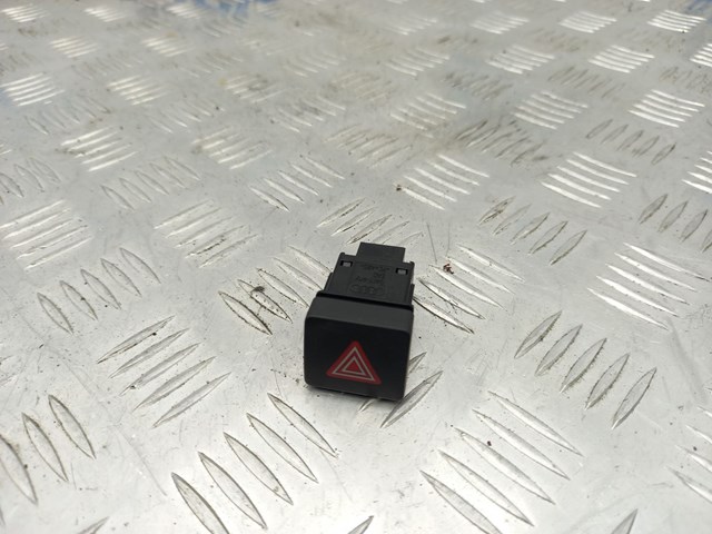 Аварійна кнопка 8W0941509A VAG