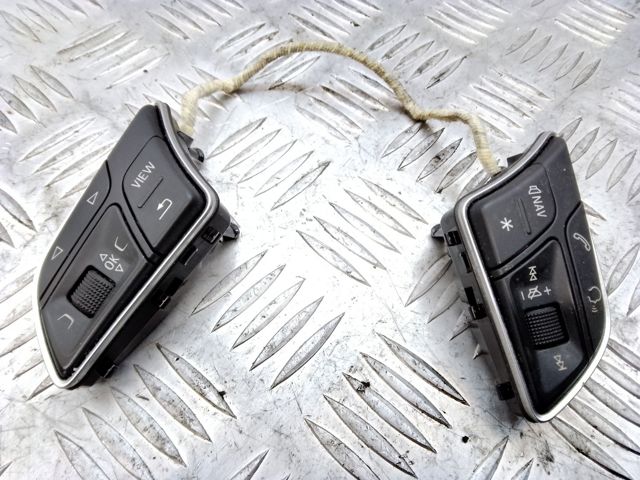 Блок кнопкових перемикачів рульового колеса 8W0951523F VAG