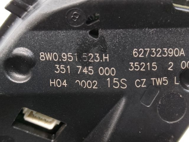 Блок кнопкових перемикачів рульового колеса 8W0951523HXHA VAG