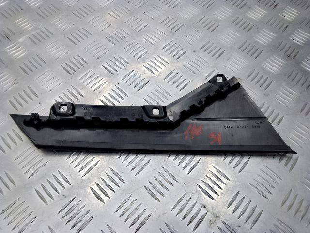 Накладка задньої двері, лівої, вертикальна 8W5839903A5FQ VAG