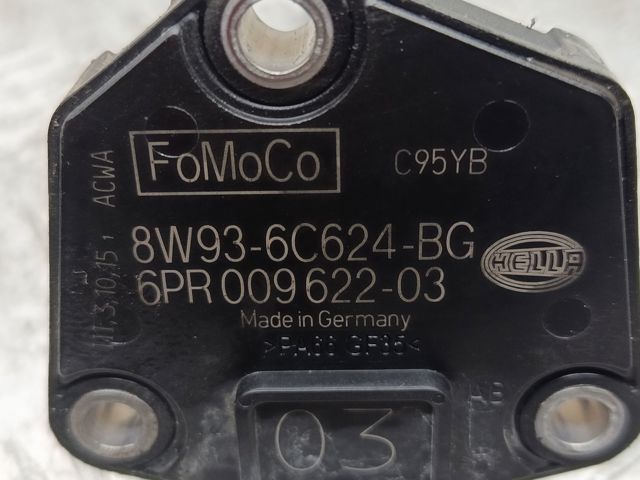 Датчик рівня масла двигуна 8W936C624BG LAND ROVER