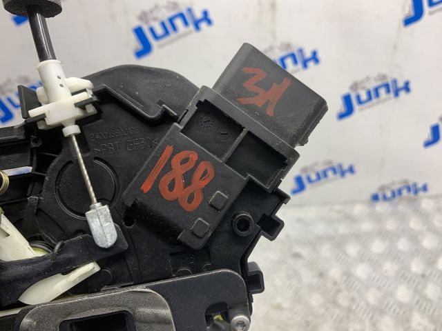 Замок задньої двері, лівої 8X2A26413CC LAND ROVER