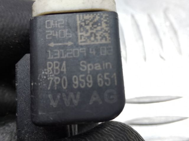 Датчик Ейрбег передній 95861822000 VAG