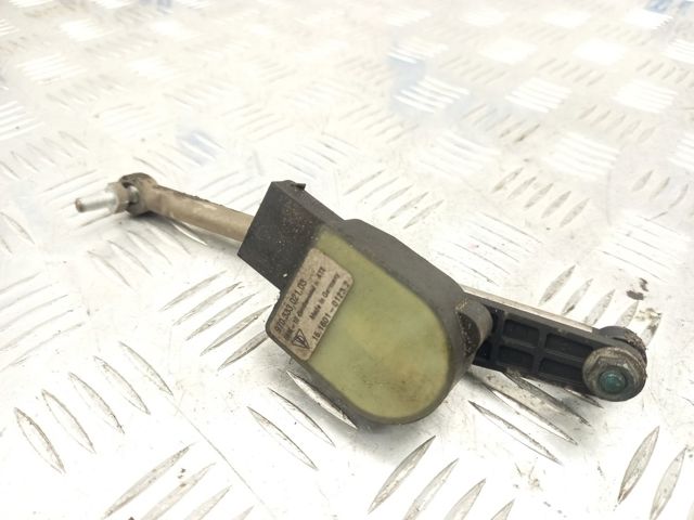 Датчик рівня положення кузова, задній лівий 97033302103 VAG