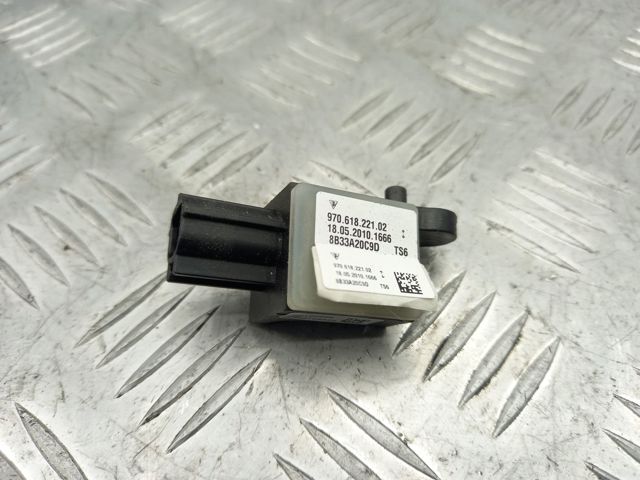 Датчик Ейрбег передній 97061822102 VAG