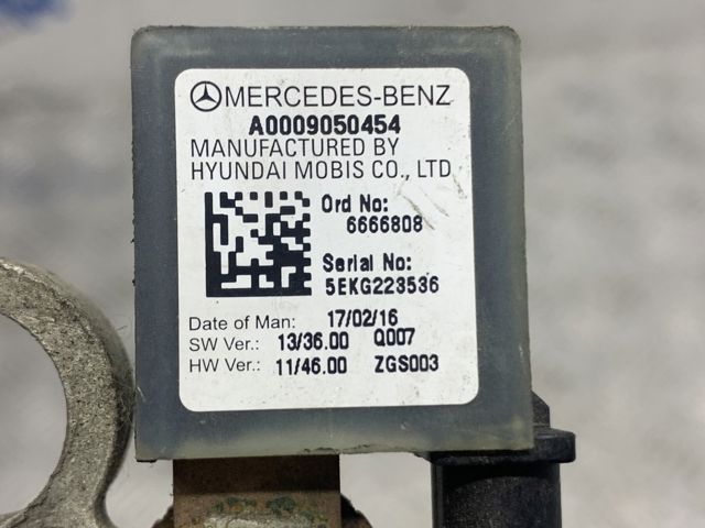 Кабель маси акумулятора (АКБ) A0009050454 MERCEDES