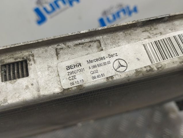 Радіатор водяний A0995003303 MERCEDES