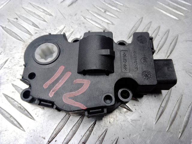 Двигун заслінки печі A0999067502 MERCEDES
