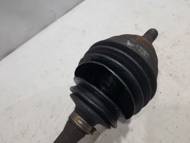 Піввісь передня ліва A1643300801 MERCEDES