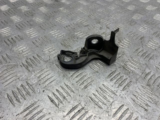 Скоба гальмівної трубки A1644231423 MERCEDES