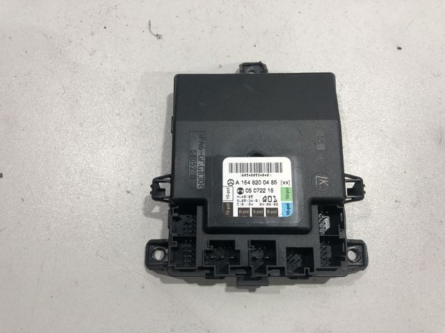 Блок комфорту передніх дверей A1648200485 MERCEDES