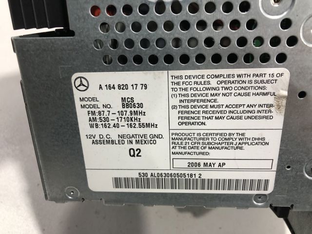 Дисплей бортового комп'ютера A1648200679 MERCEDES