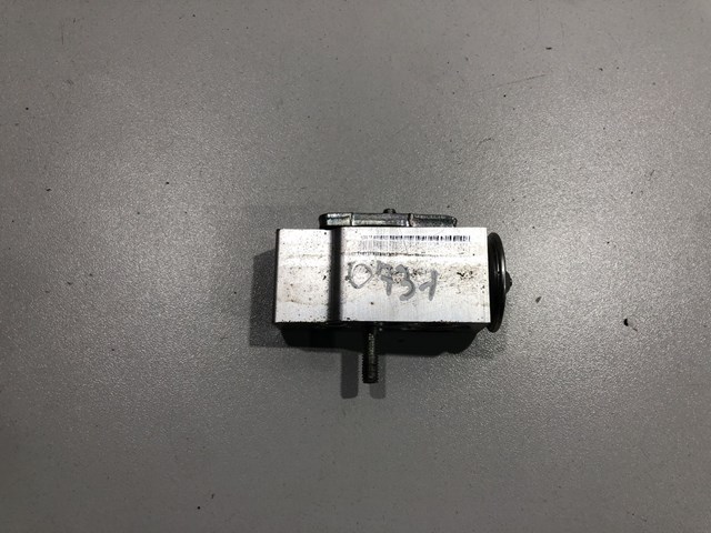 Клапан trv кондиционера для mercedes benz x164 gl-klasse (gl) 2006-2012 A1648300084