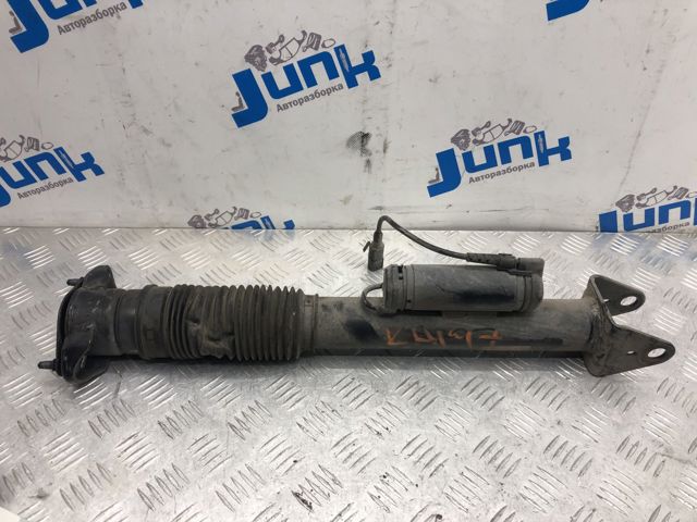 Амортизатор задній A1663200130 MERCEDES