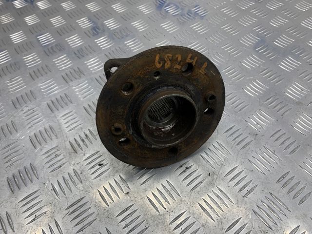 Маточина переднього колеса A1663340206 MERCEDES