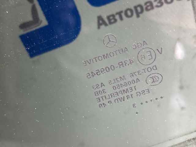 Скло заднє праве A1667352610 MERCEDES