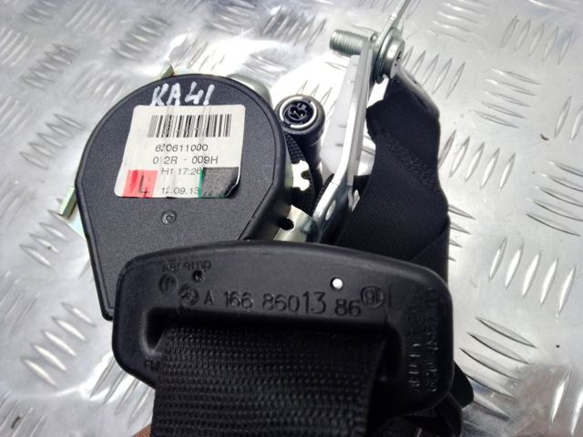Пасок безпеки задній лівий A1668601386 MERCEDES
