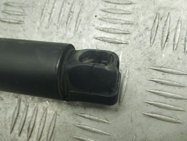 Амортизатор ляди A1669802264 MERCEDES